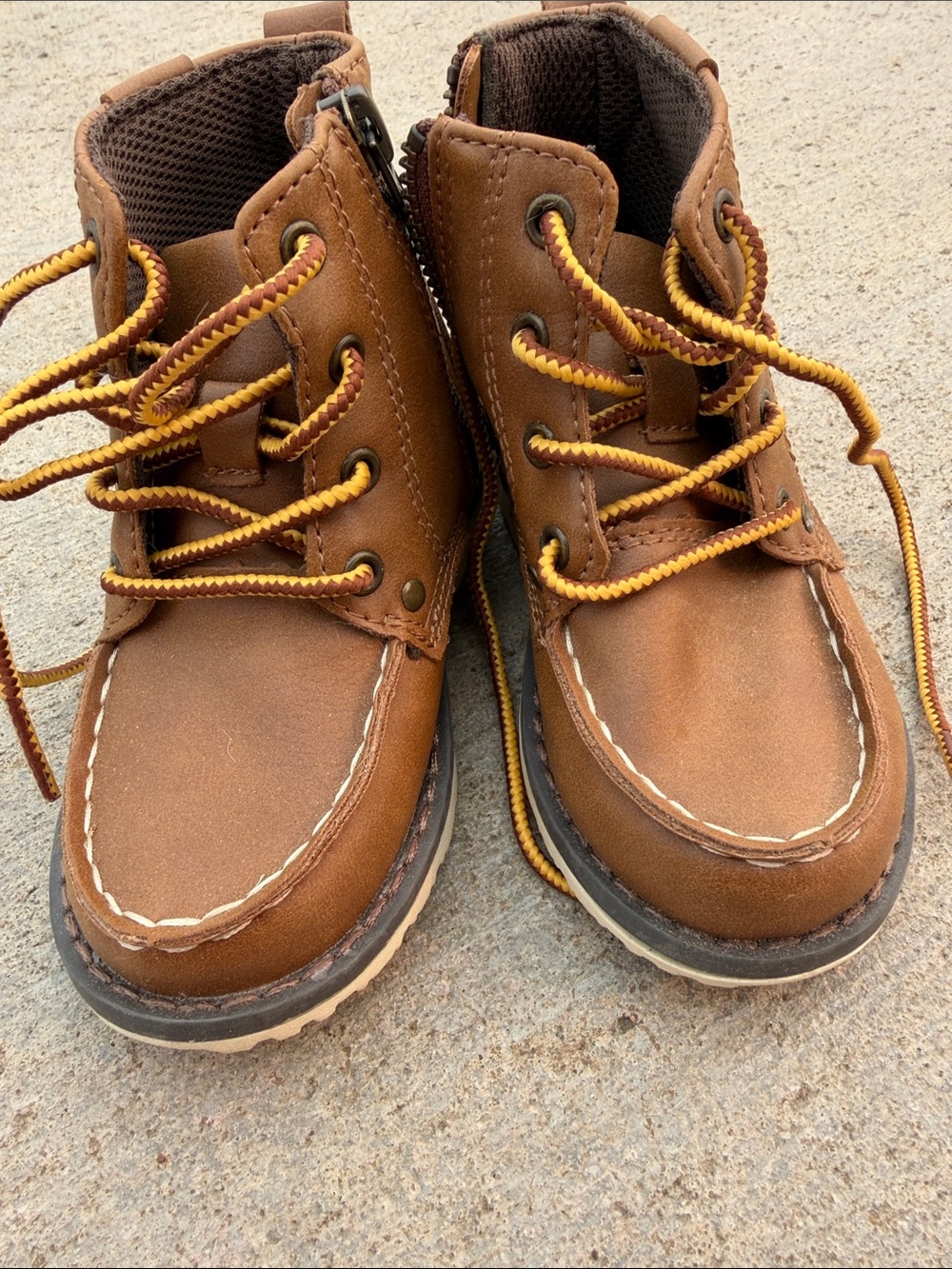 Crevo toddler boy boots size 7 never worn nwt